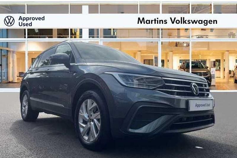 Grey Used 2025 VW Tiguan Allspace Life SUV | £29,995 (Good price) - Image 1/4