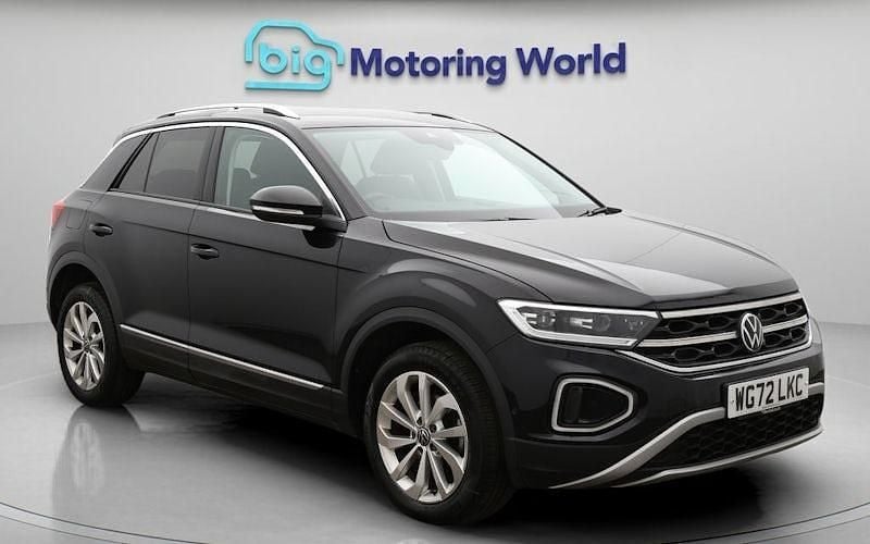 Used 2025 VW T-Roc Style SUV | £19,000 (Good price) - Image 1/4