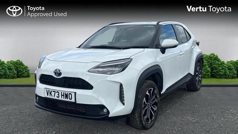 Used Toyota Yaris Hybrid Design 116 HP (85 kW) 2023 Estate