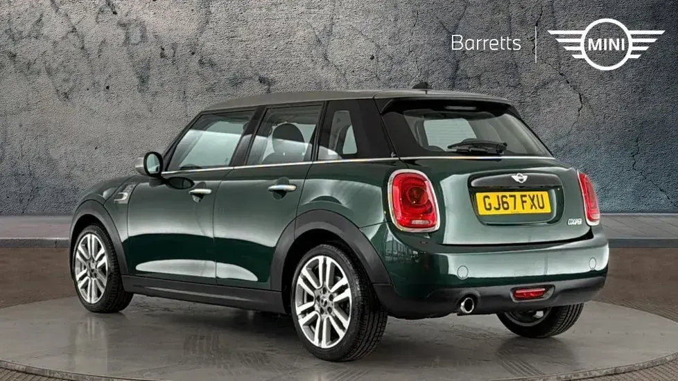 Used Mini Cooper Hatch 134 HP (98 kW) 2017 Green Hatchback