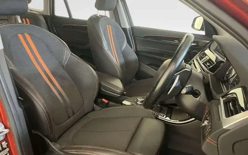 Used BMW X1 Sport Line 178 HP (130 kW) 2022 Orange SUV