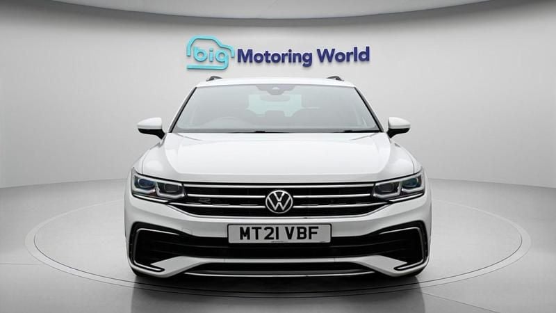 Used VW Tiguan R-line 148 HP (108 kW) 2021 White SUV