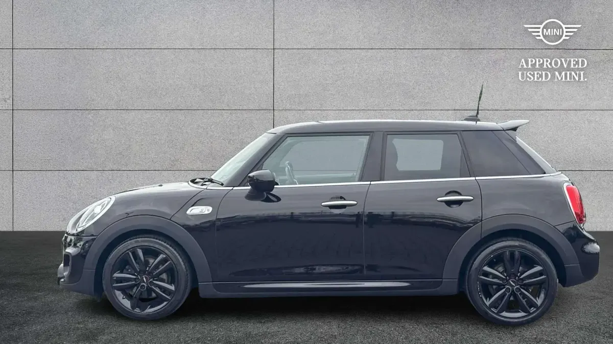 Used Mini Cooper S Sport 192 HP (141 kW) 2020 Black Hatchback