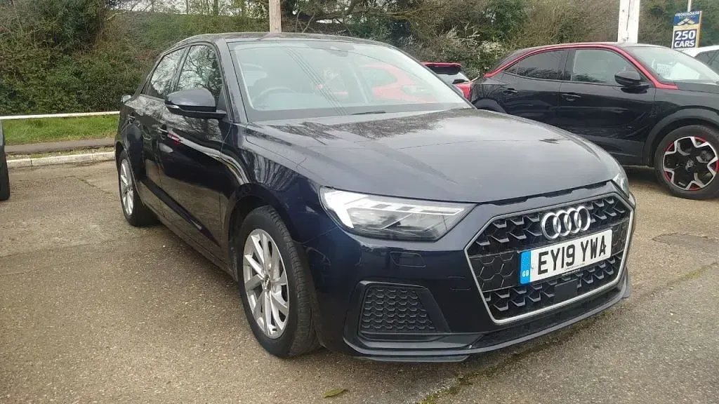 Begagnad Audi A1 Sport 2019 Blå SUV