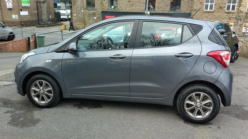Used Hyundai i10 SE 2014 Grey Hatchback