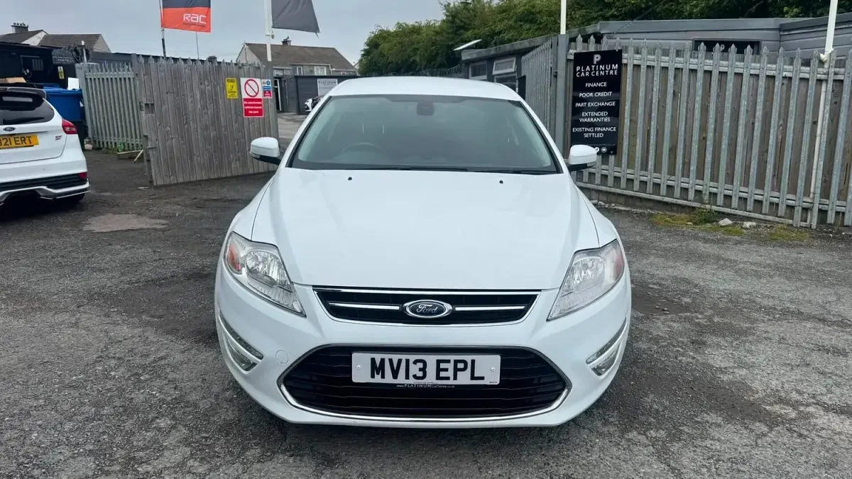 Used Ford Mondeo Titanium 140 HP (102 kW) 2013 White Estate