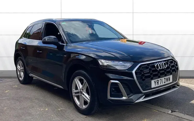 Used Audi Q5 S-Line 204 HP (150 kW) 2024 SUV