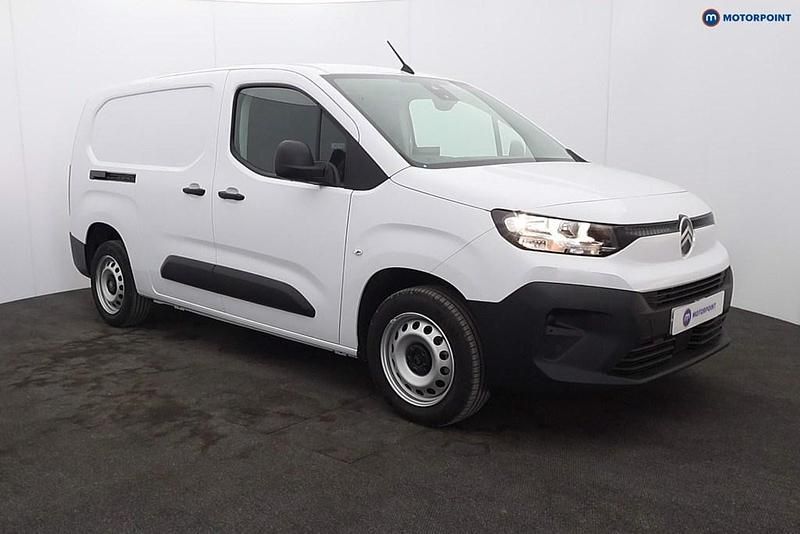 New Citroën Berlingo 100 HP (73 kW) 2026 White MPV