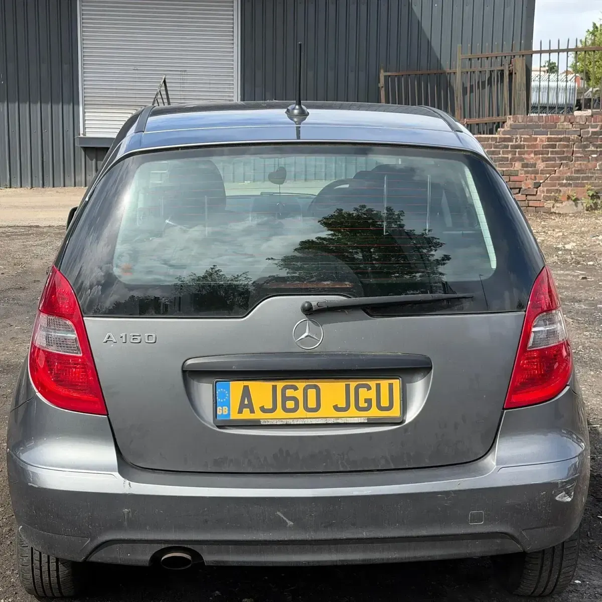 Used Mercedes A160 Classic 95 HP (69 kW) 2011 Grey Hatchback