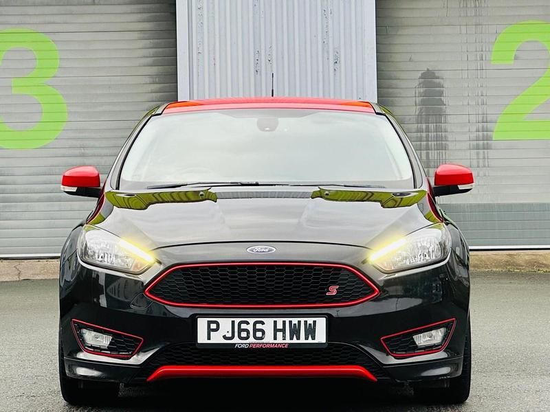Used Ford Focus Zetec 2016 Black Hatchback