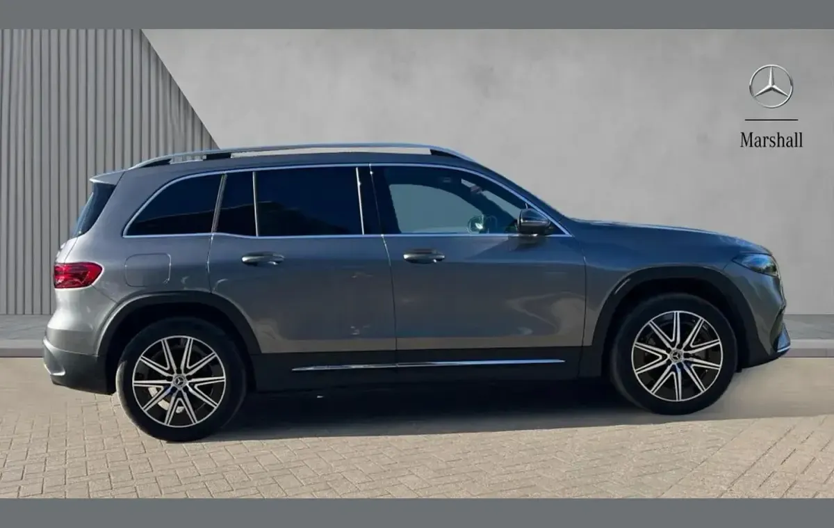 Begagnad Mercedes EQB250+ Executive 139 kW (190 HK) 2025 Grå SUV