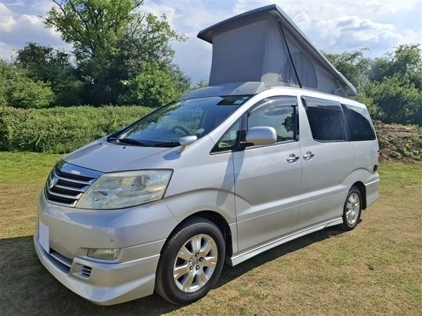 Silver Used 2005 Toyota Alphard MPV | £17,995 - Image 1/1