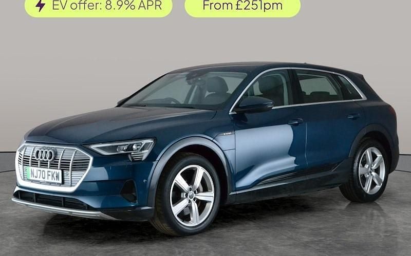 Used Audi e-tron Comfort 230 kW (313 HP) 2022 SUV