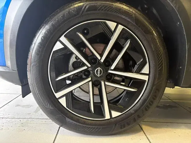 Used Nissan Juke N-Connecta 143 HP (105 kW) 2024 Blue SUV
