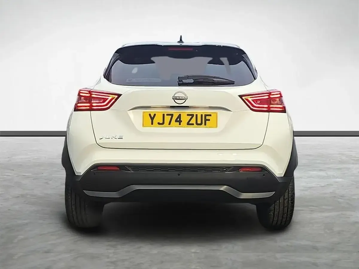 Usado Nissan Juke N-Connecta 112 HP (82 kW) 2025 Branco SUV