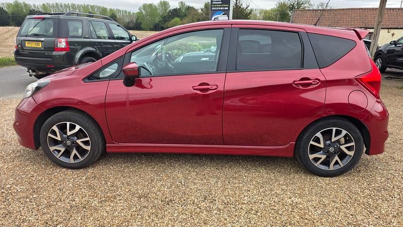 Używany Nissan Note S 98 KM (72 kW) 2014 Czerwony Hatchback