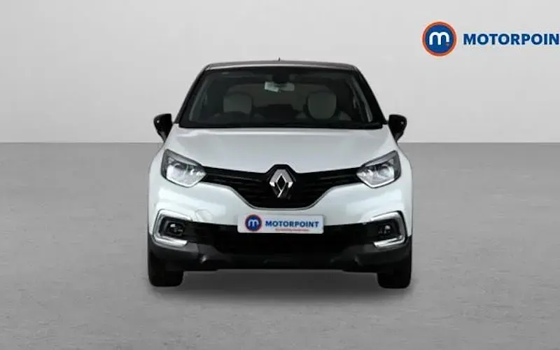 Used Renault Captur Iconic 150 HP (110 kW) 2019 White/black SUV