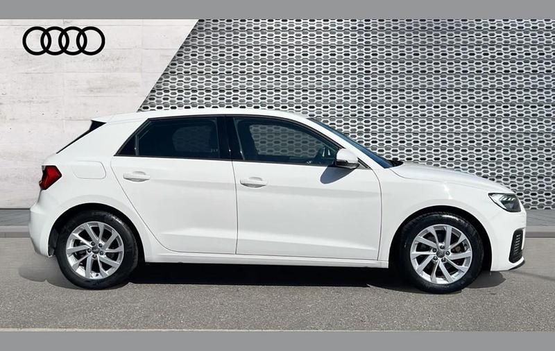 Begagnad Audi A1 Sport 147 HK (108 kW) 2019 Vit SUV