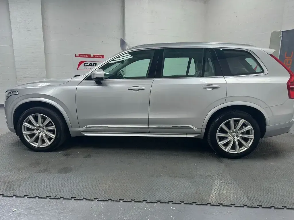 Used Volvo XC90 Inscription 235 HP (172 kW) 2017 Silver SUV