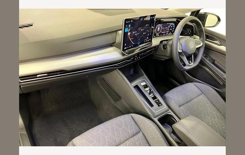 New VW Golf VIII Match 200 HP (147 kW) 2025 Black Hatchback