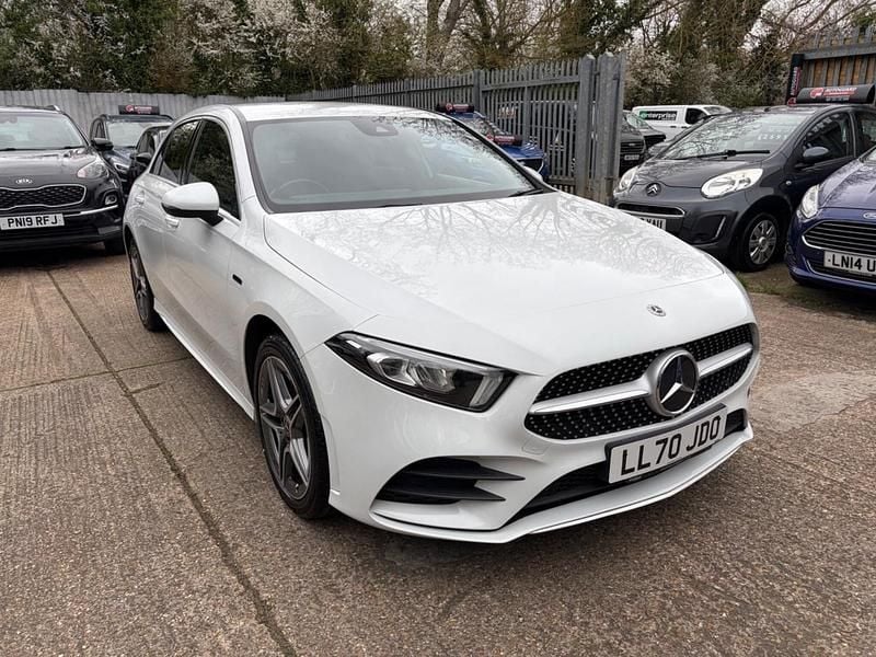 Used Mercedes A250 AMG line 2020 White Hatchback