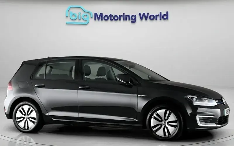 Used VW e-Golf 100 kW (136 HP) 2019 Hatchback