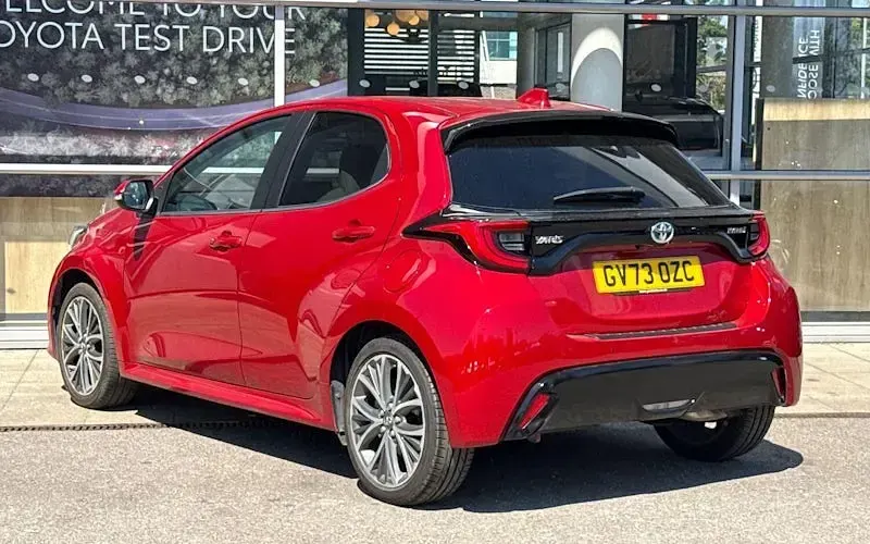Used Toyota Yaris 116 HP (85 kW) 2023 Red Hatchback