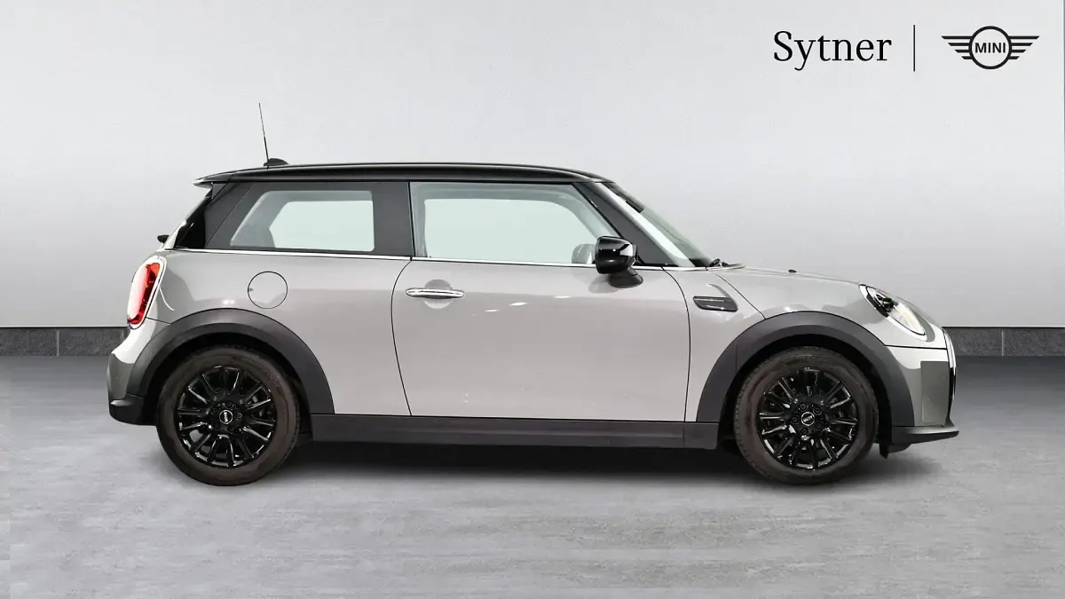 Used Mini Cooper Classic 134 HP (98 kW) 2022 Grey Hatchback
