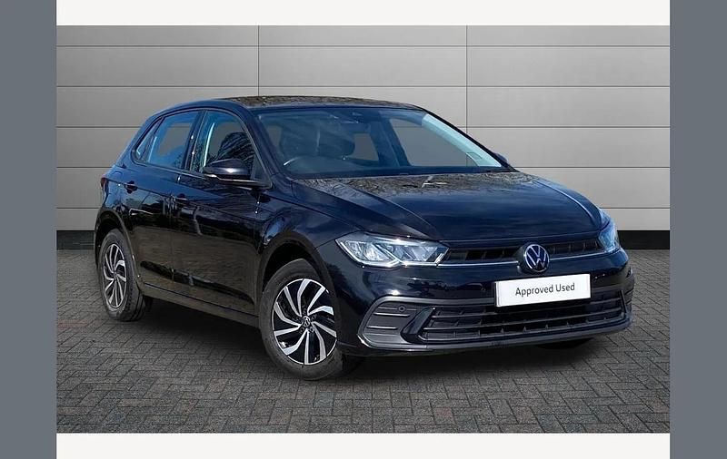 Used VW Polo Life 95 HP (69 kW) 2023 Black Hatchback