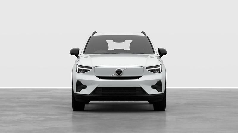 New Volvo EX40 Core 185 kW (252 HP) 2026 Crystal white SUV