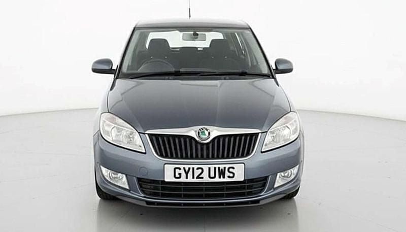 Begagnad Skoda Fabia SE 2012 Grå Halvkombi