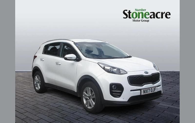 White Used 2017 Kia Sportage 2 SUV | £8,800 (Good price) - Image 1/4