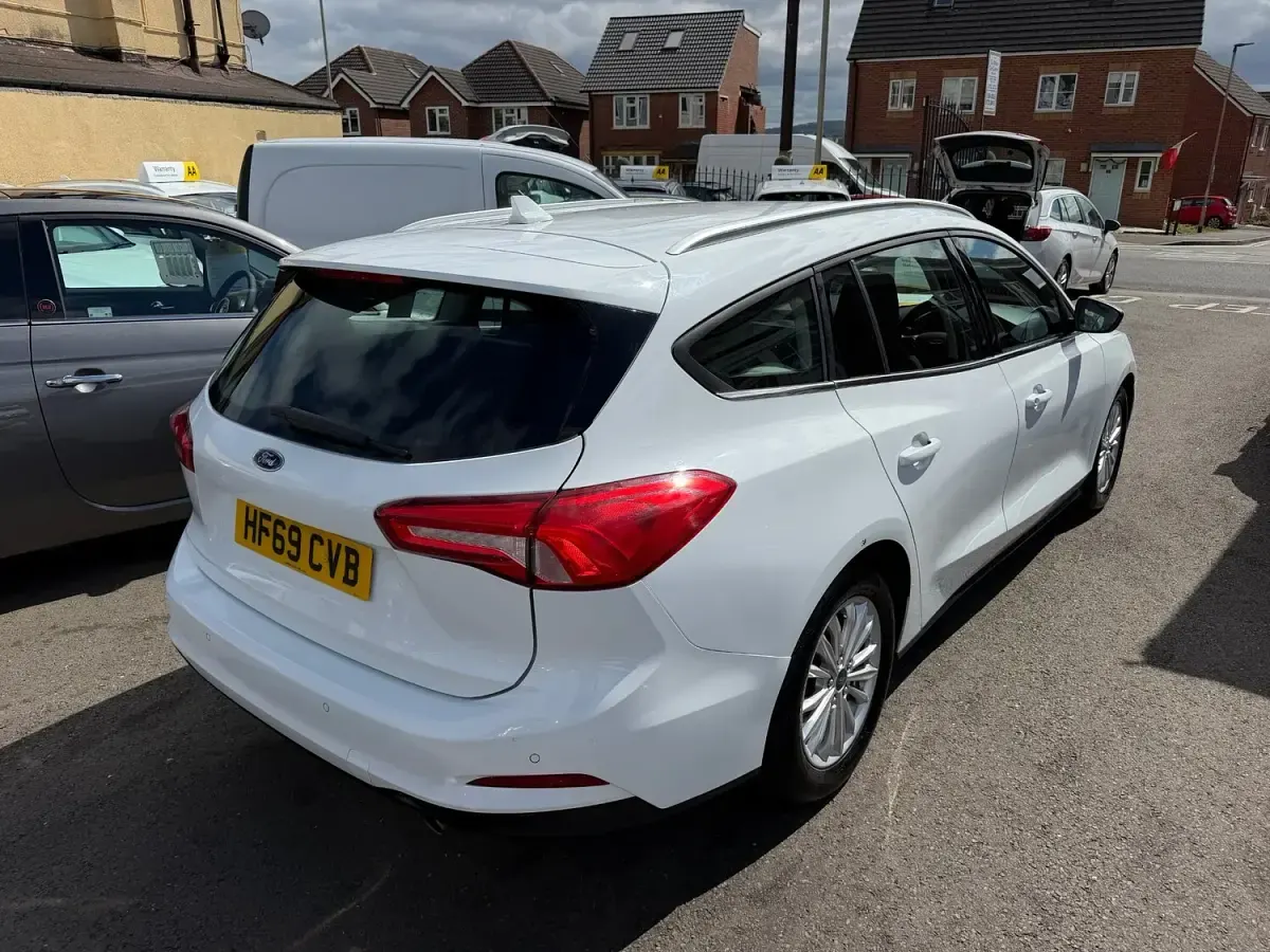 Used Ford Focus Titanium 150 HP (110 kW) 2019 White Estate