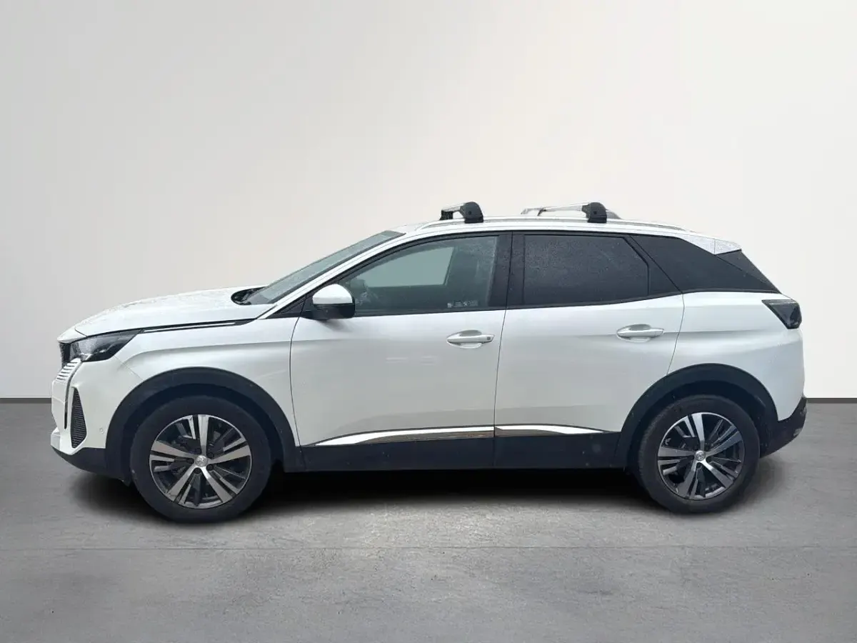 Used Peugeot 3008 Allure Premium 129 HP (94 kW) 2021 White SUV