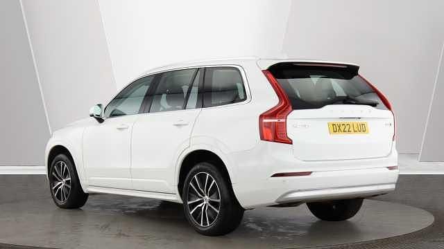Used Volvo XC90 Momentum 232 HP (170 kW) 2022 SUV