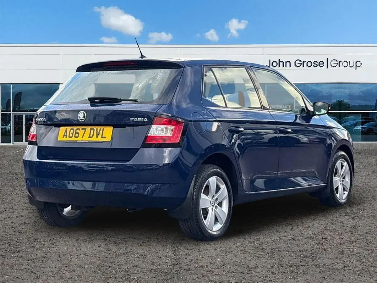 Used Skoda Fabia SE 2017 Blue Hatchback