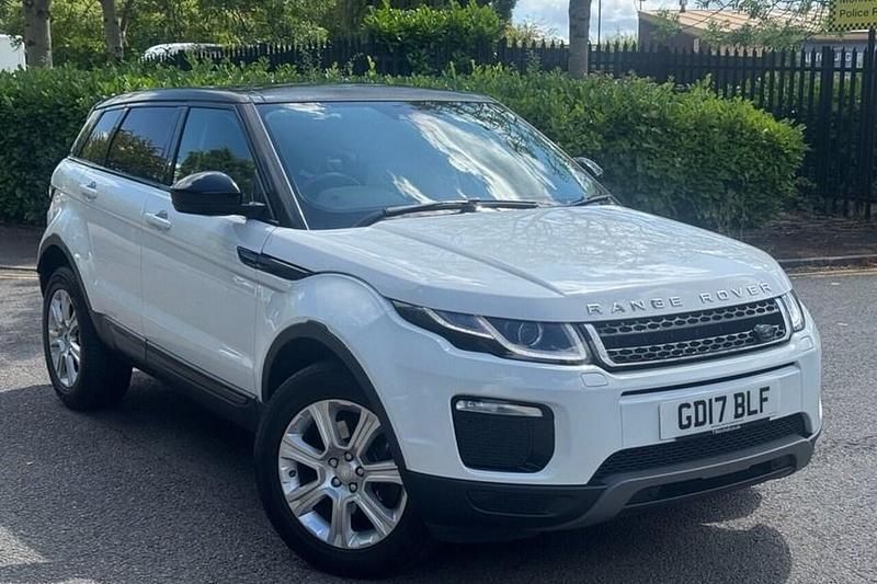 Used 2017 Land Rover Range Rover evoque SE Hatchback | £11,795 (Good price) - Image 1/1