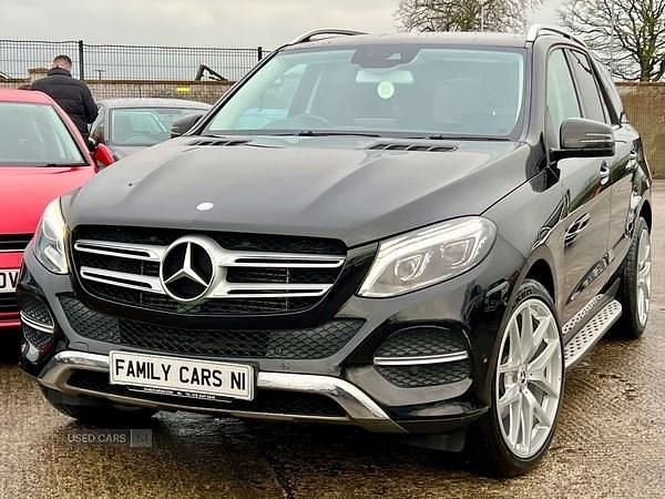 Black Used 2016 Mercedes E250 Estate | £14,750 (Fair price) - Image 1/4