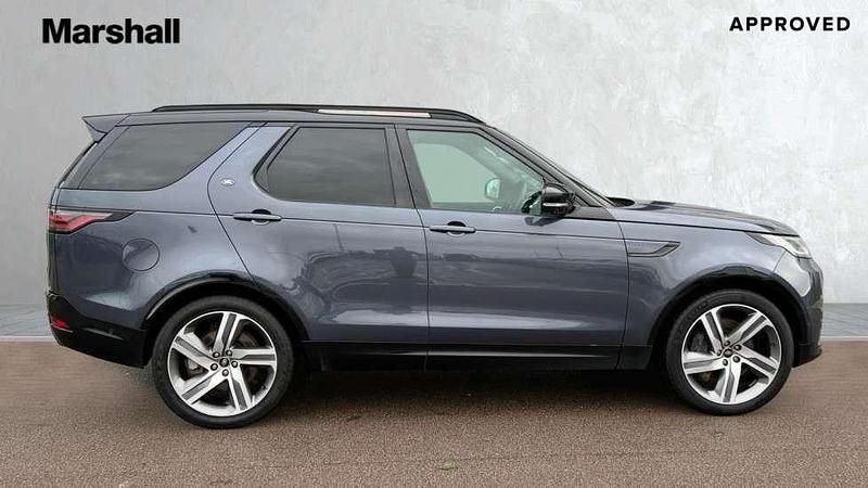 Used Land Rover Discovery 5 HSE Dynamic 345 HP (253 kW) 2025 Blue SUV