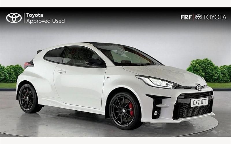 Used 2021 Toyota Yaris Hatchback | £29,295 (Fair price) - Image 1/4