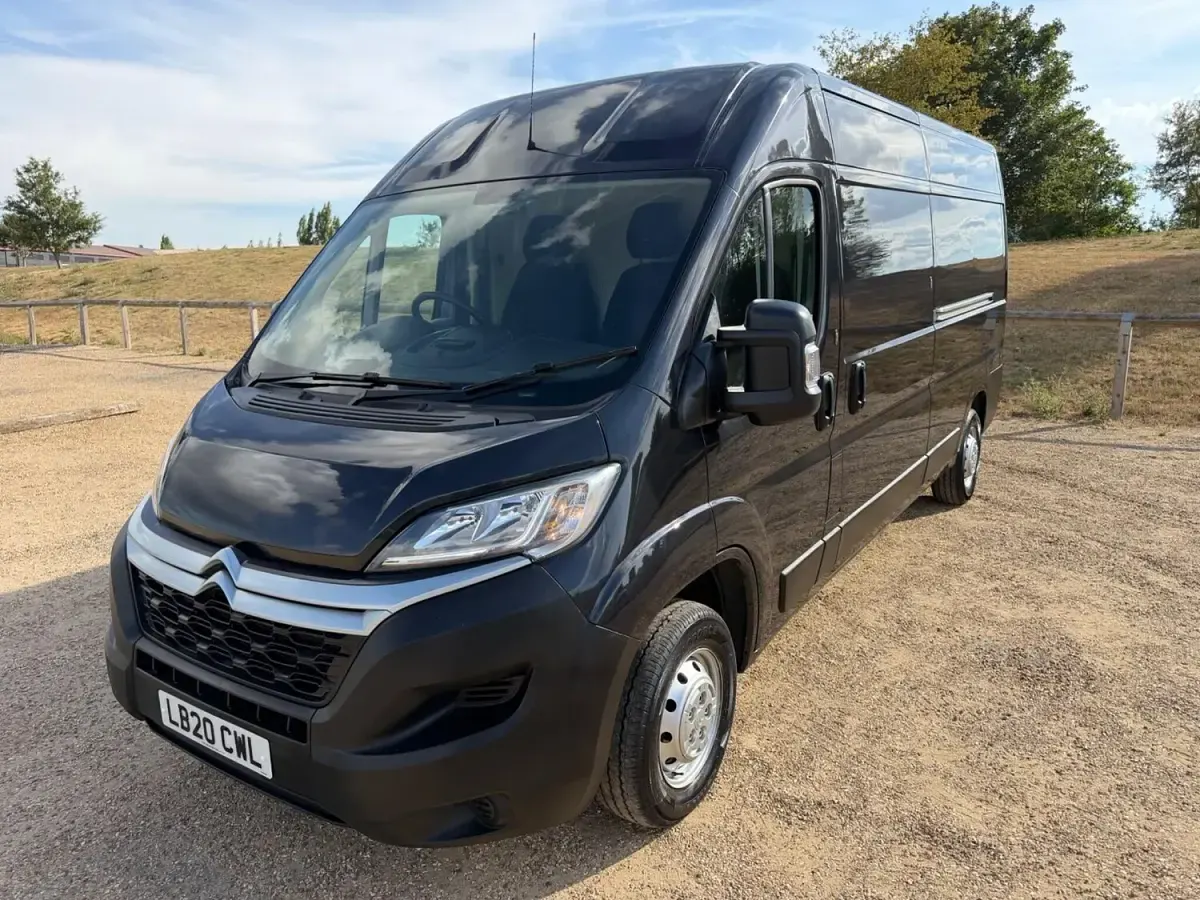 Used Citroën Relay 140 HP (102 kW) 2020 Grey Van