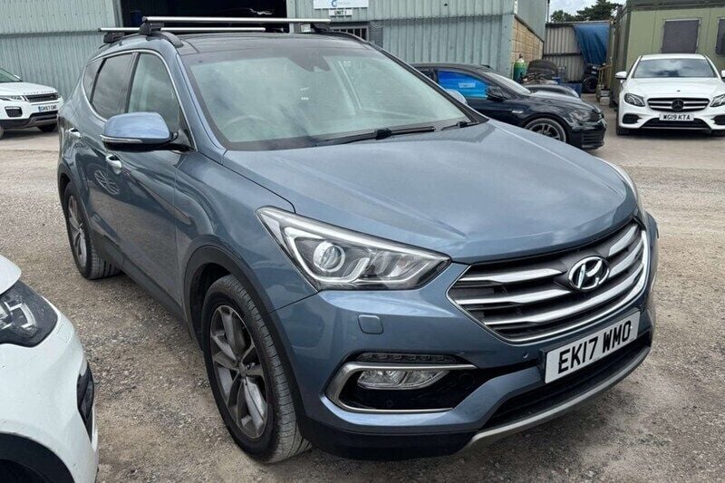 Blue Used 2017 Hyundai Santa Fe Premium SE SUV | £13,995 (Fair price) - Image 1/1