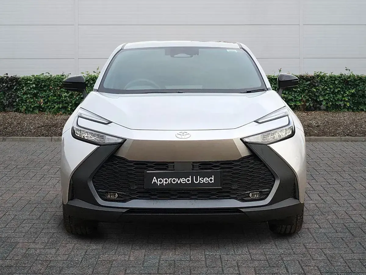 Used Toyota C-HR Design 140 HP (102 kW) 2025 Silver SUV