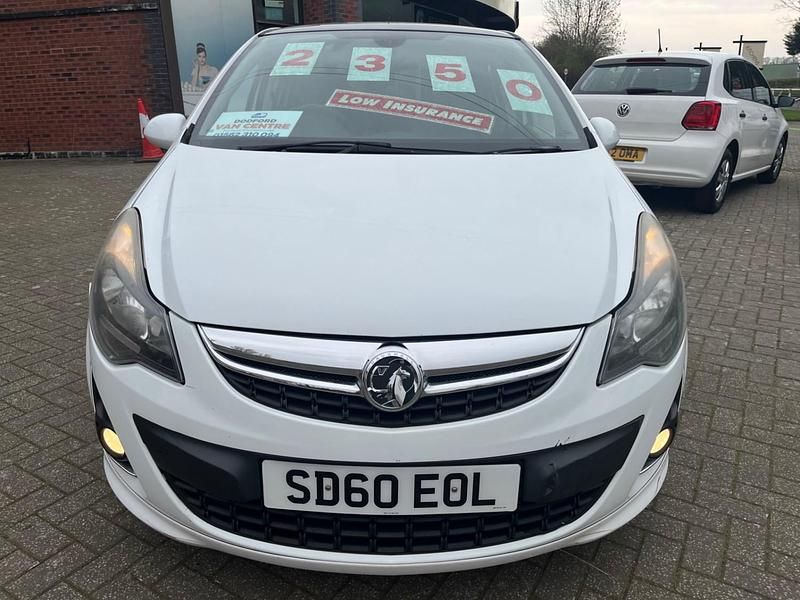 Used Vauxhall Corsa Edition 2010 White Hatchback