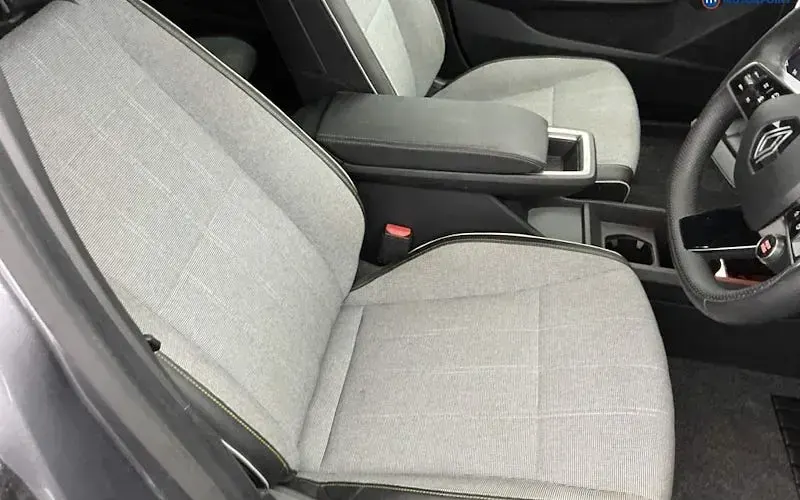 Used Renault Mégane Komfort 160 kW (218 HP) 2024 Grey Hatchback