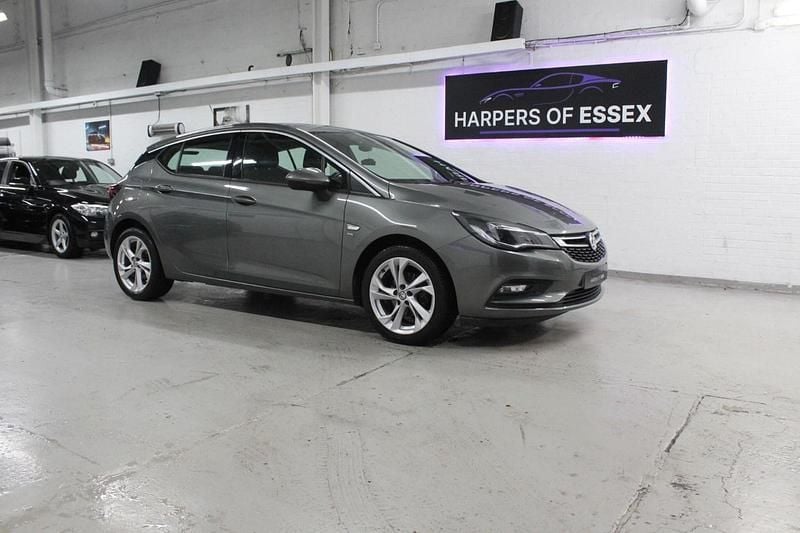 Used Vauxhall Astra SRi 150 HP (110 kW) 2019 Grey Hatchback