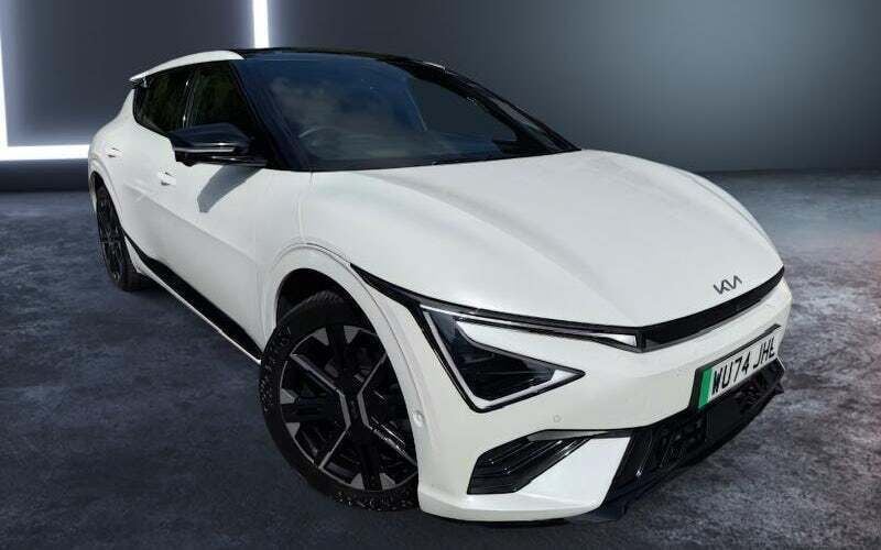 White Used 2024 Kia EV6 GT-Line S SUV | £39,000 (Expensive) - Image 1/4