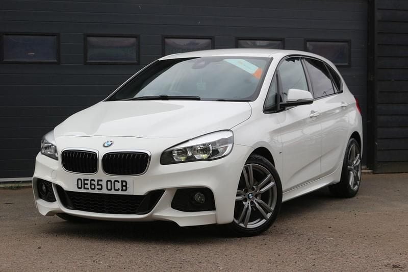 Used BMW 220 M Sport 2016 White Hatchback