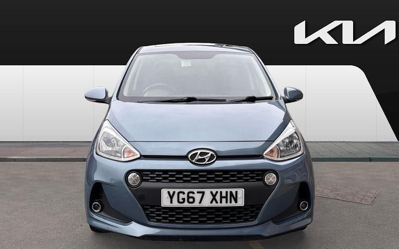 Used Hyundai i10 Premium SE 88 HP (64 kW) 2020 Hatchback