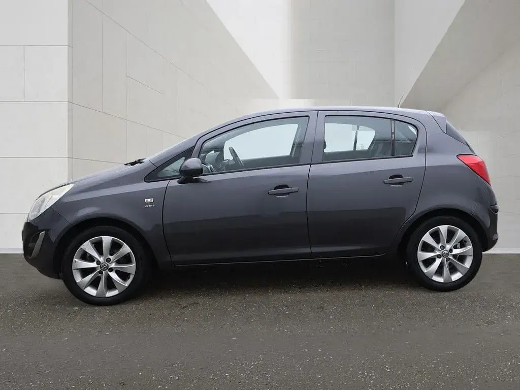 Used Vauxhall Corsa Active 85 HP (62 kW) 2012 Grey Hatchback